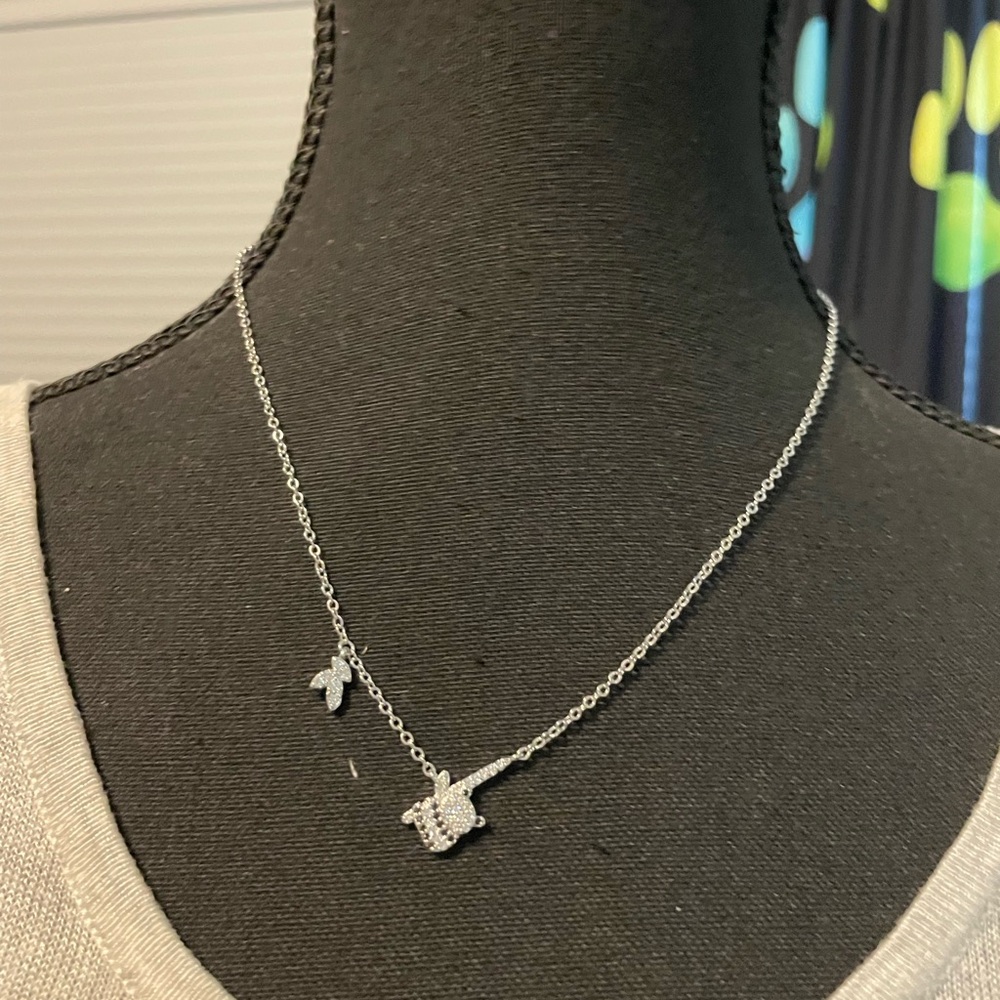 Chic Silver Necklace with Bird Accents - Picture 5 of 5